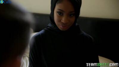 Nicely shaped hijab hottie Lala Ivey gets fucked in standing pose hard - sunporno.com